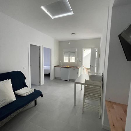 Ch II Apartments Zona De Ocio Nocturno 콘일데라프론테라 외부 사진