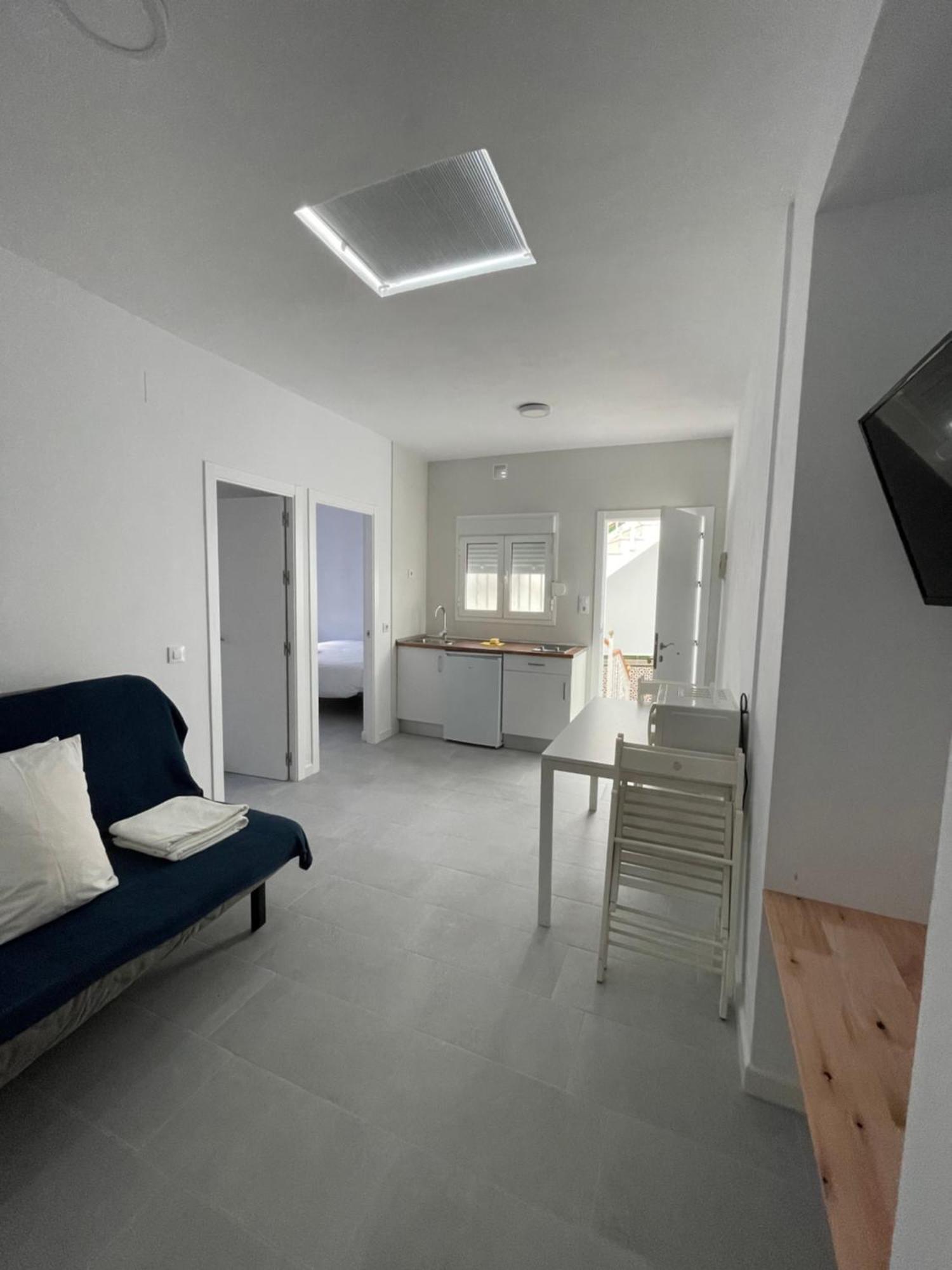 Ch II Apartments Zona De Ocio Nocturno 콘일데라프론테라 외부 사진
